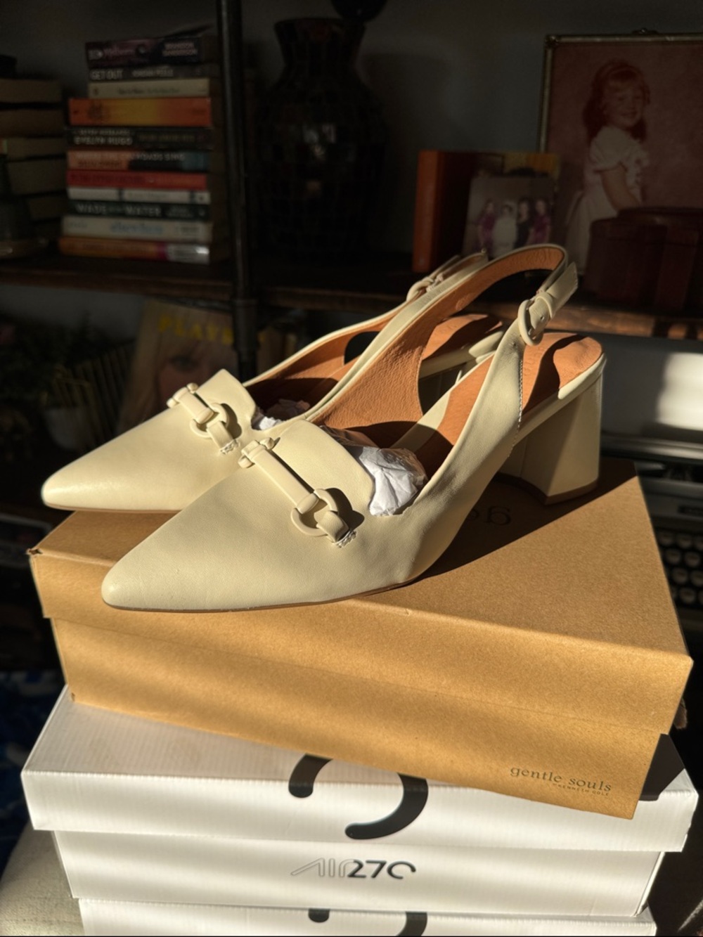 Kenneth Cole gentle souls Dionne Sling Stone Pointed Toe Block Heel Pumps